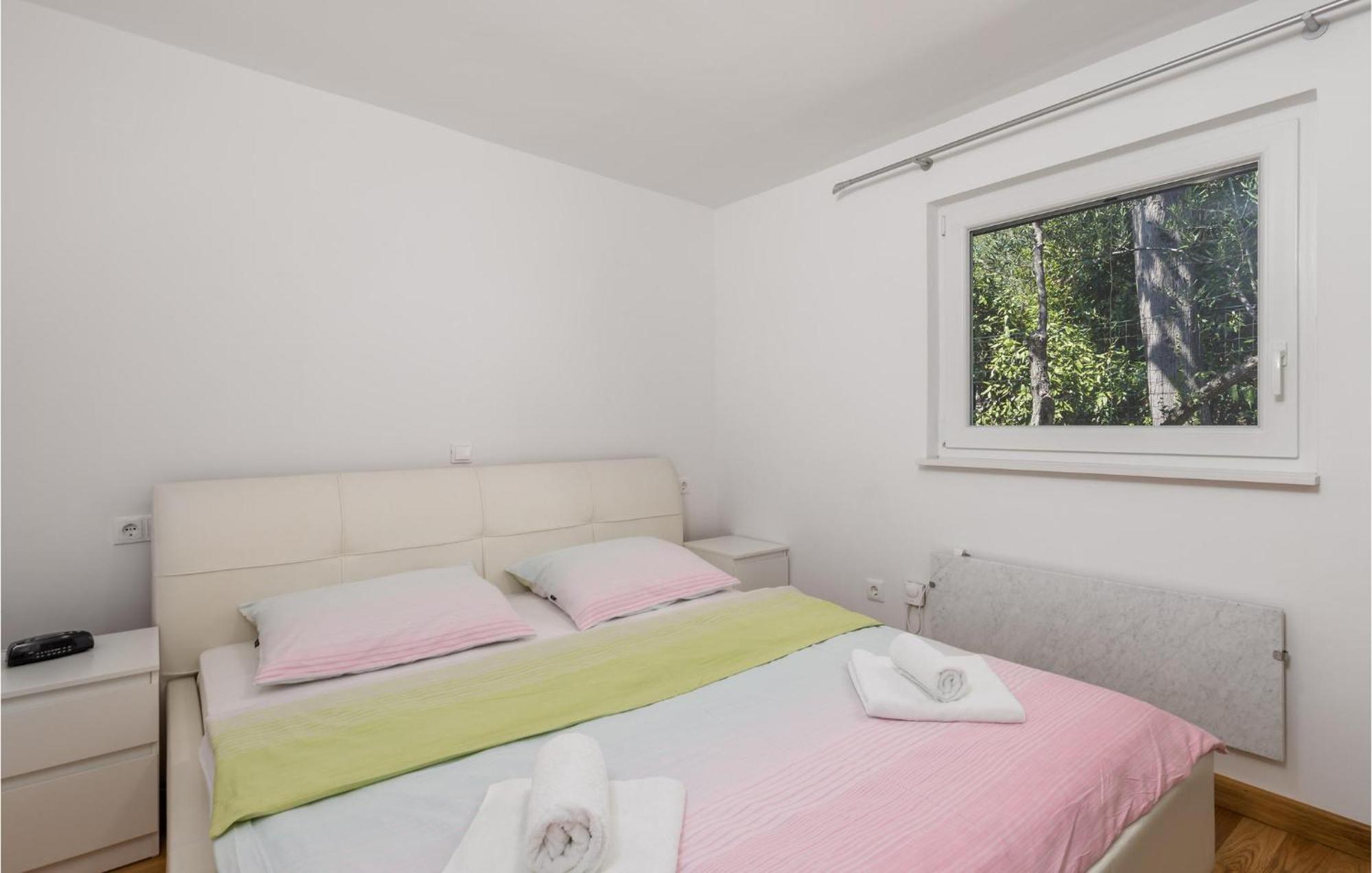 Nice Home In Krk With Kitchen 크르크 외부 사진